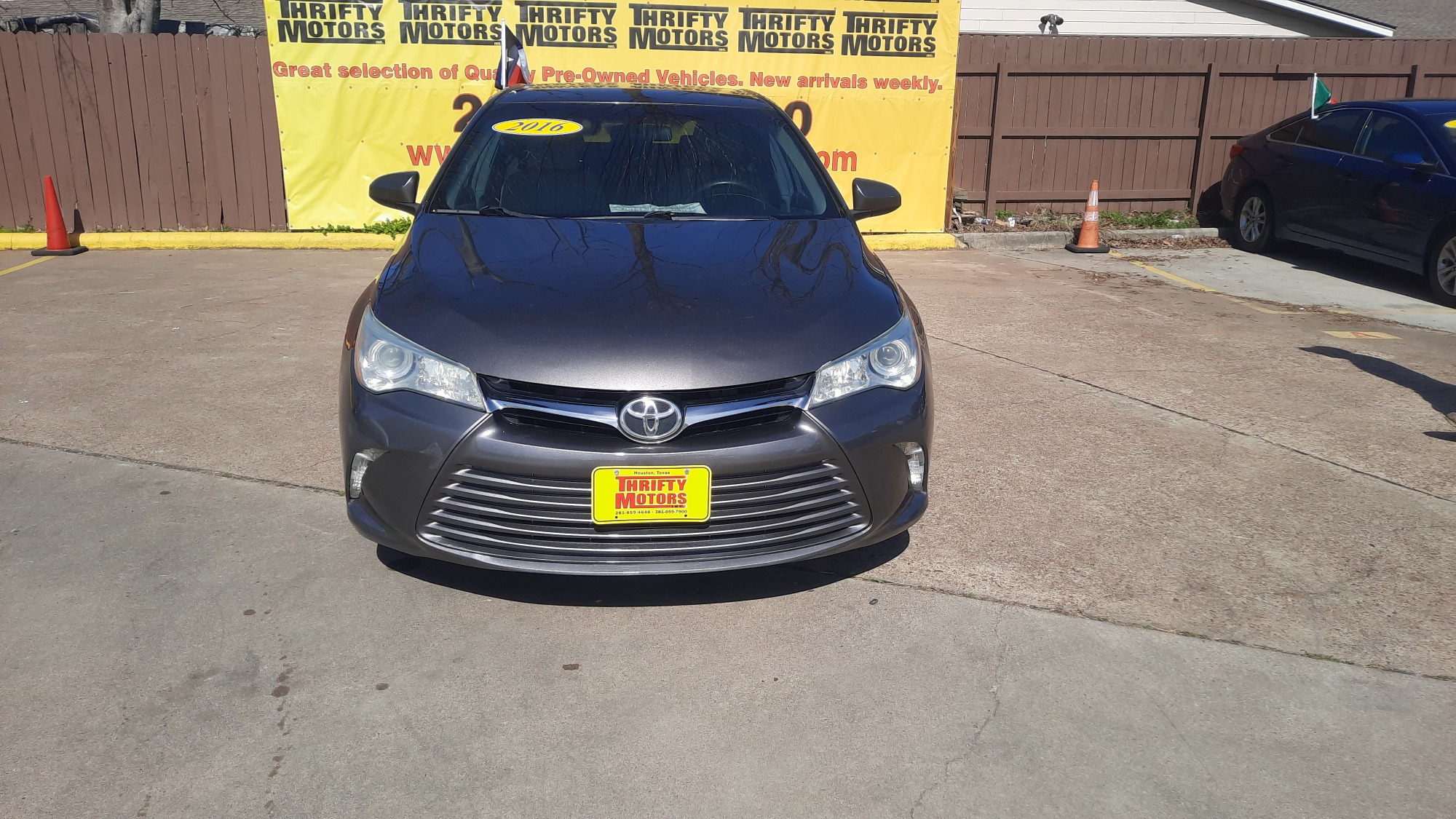 photo of 2016 Toyota Camry XSE